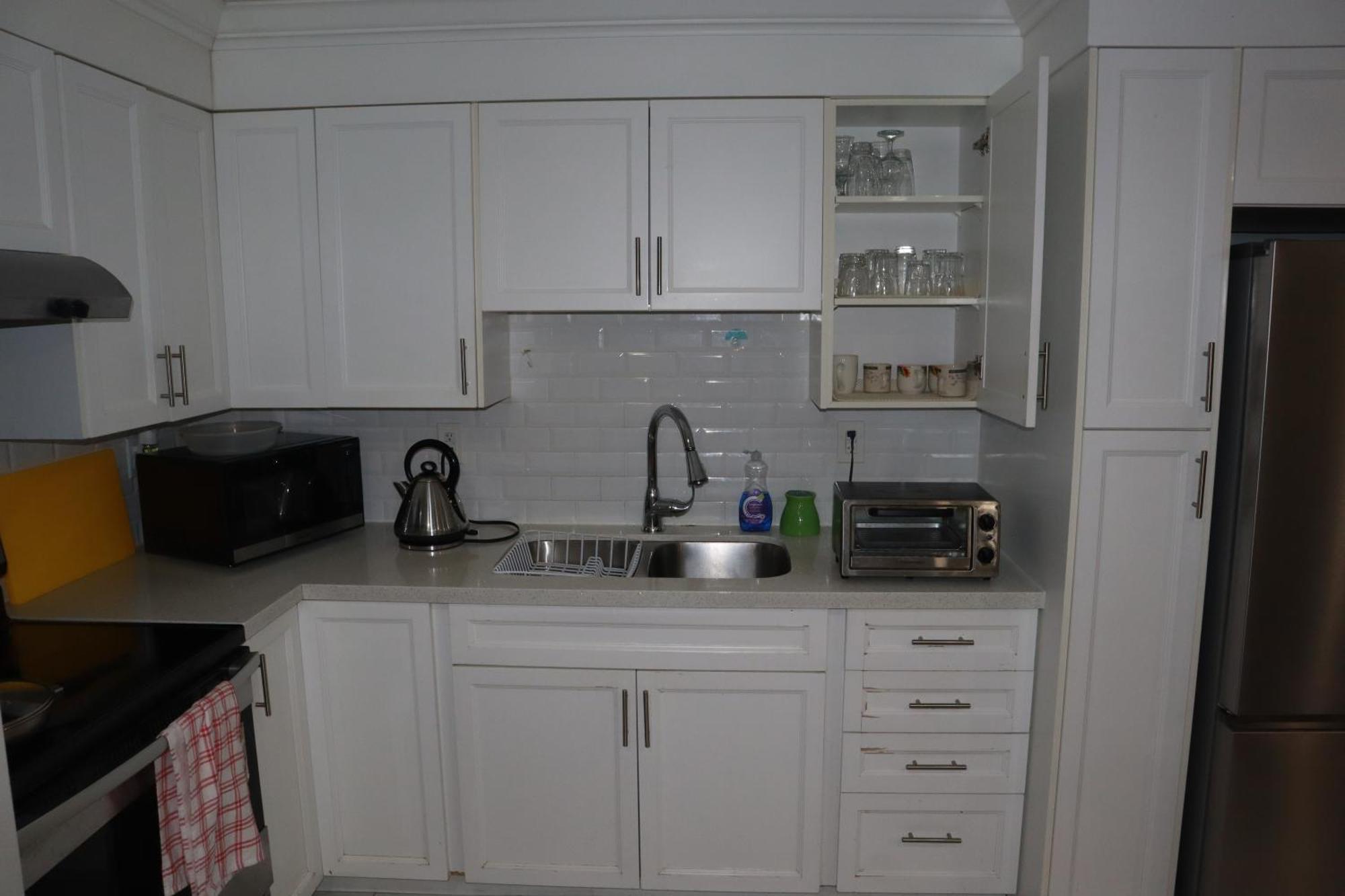 Stunning Furnished 2Bedroom/2Washroom Apartment برامبتون المظهر الخارجي الصورة